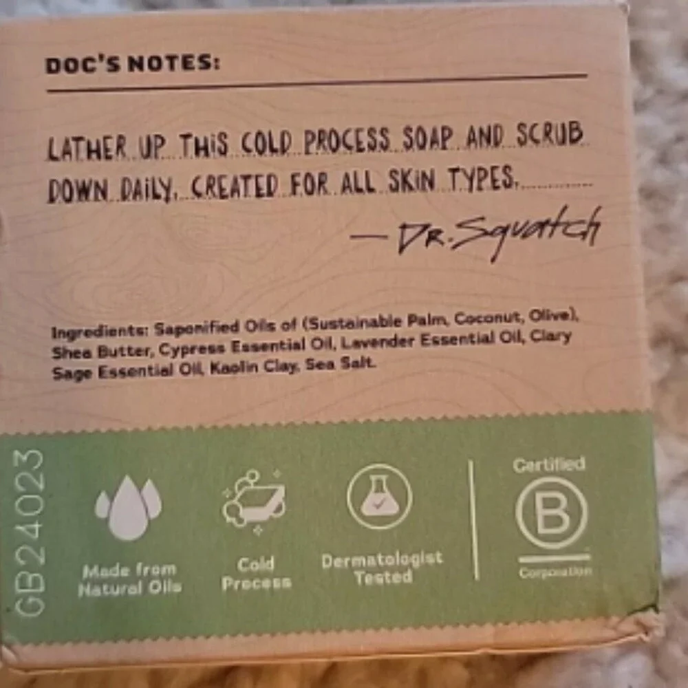 NIB Dr. Squatch 4 pack of soaps‎ - 4 scents in bundle 5oz bars